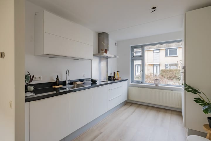 Photo 6 of Nederlandstraat 5