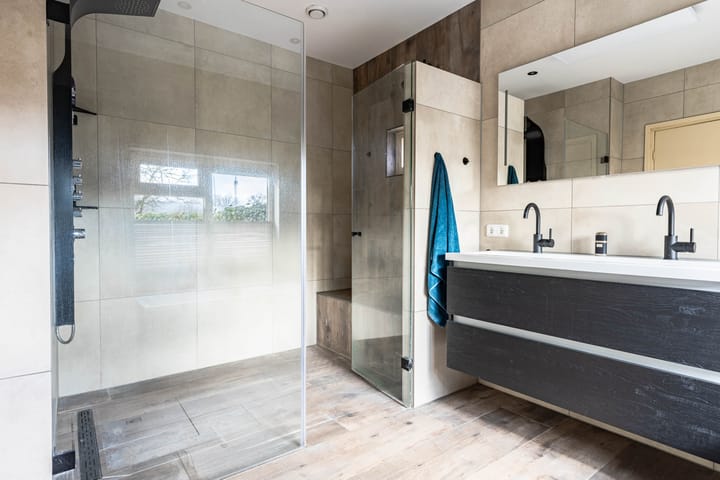 Foto 24 van Hoofdweg 65