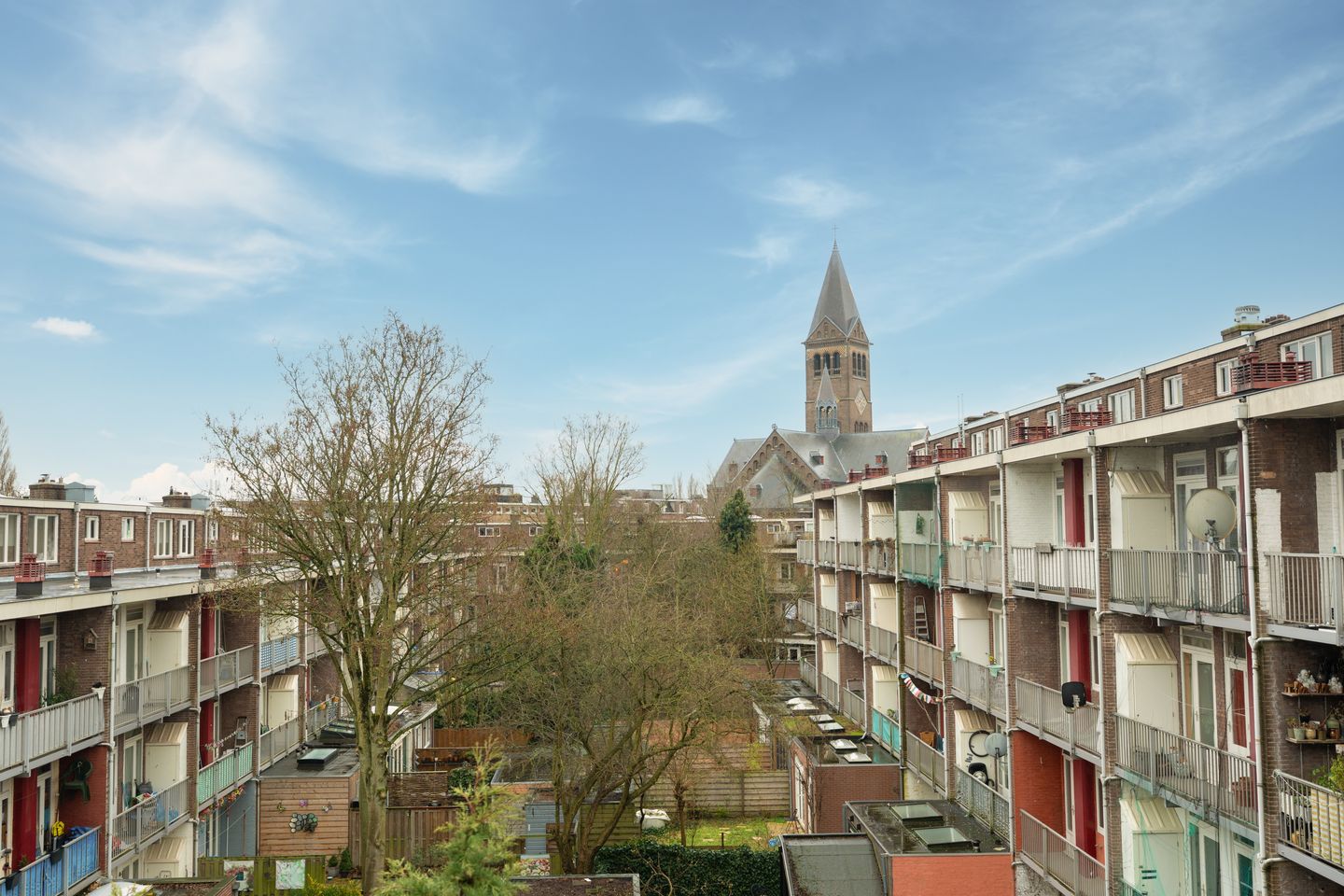 Foto 10 van Haarlemmerweg 571-3