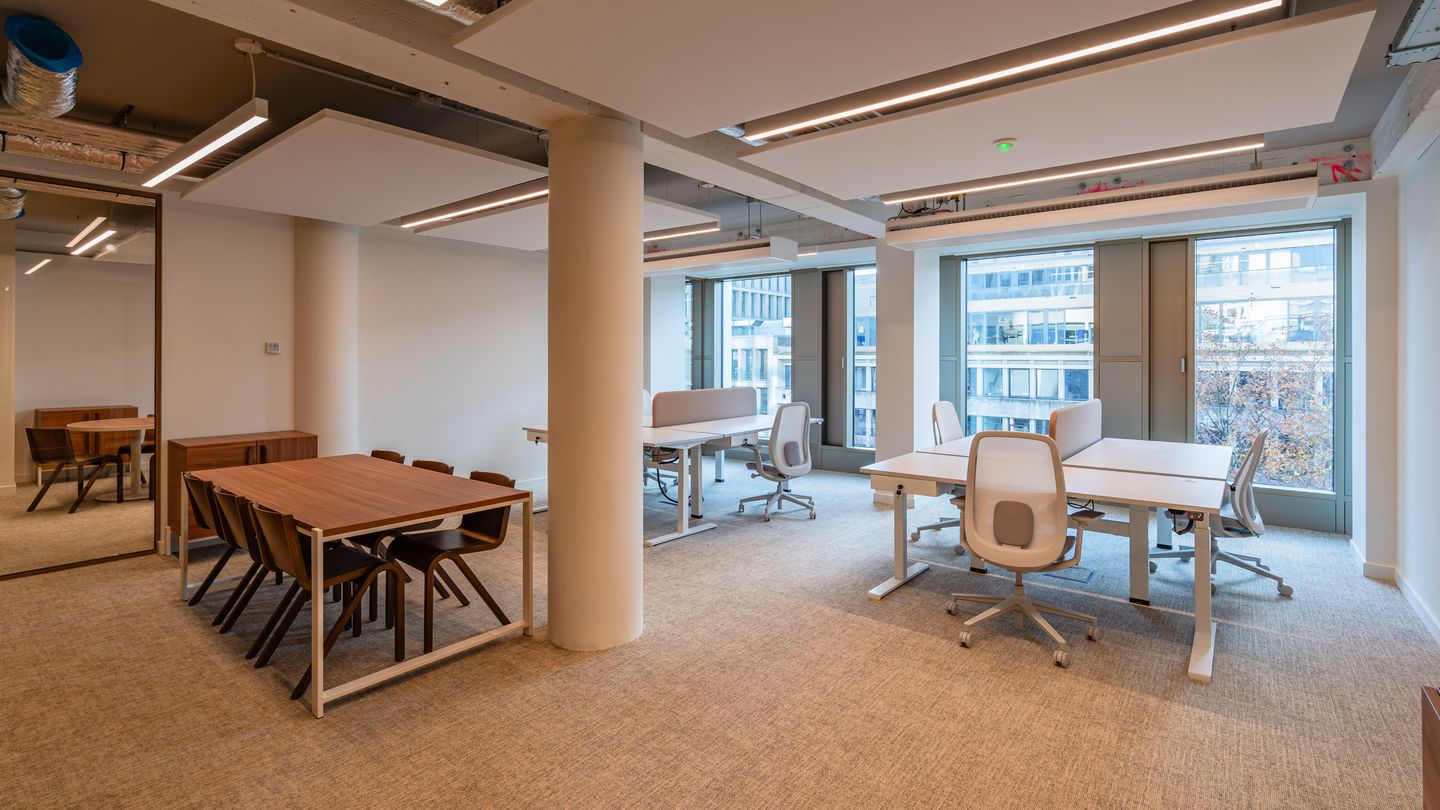 View photo 2 of Stadhuisplein 9-23