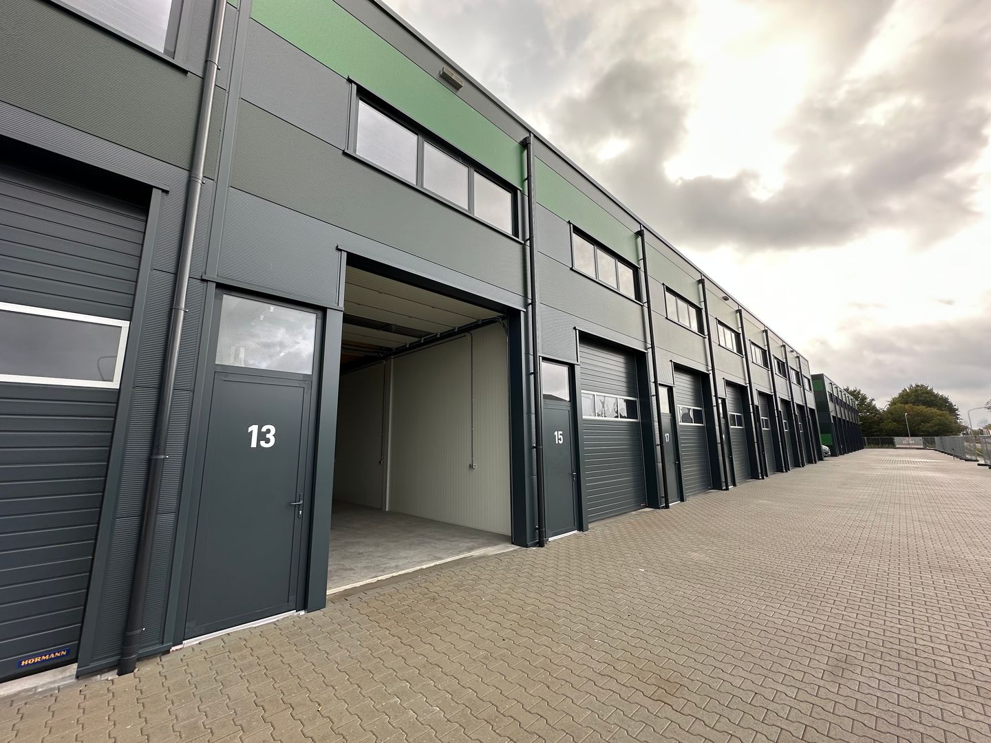 Bekijk foto 3 van Compagnonsweg 13