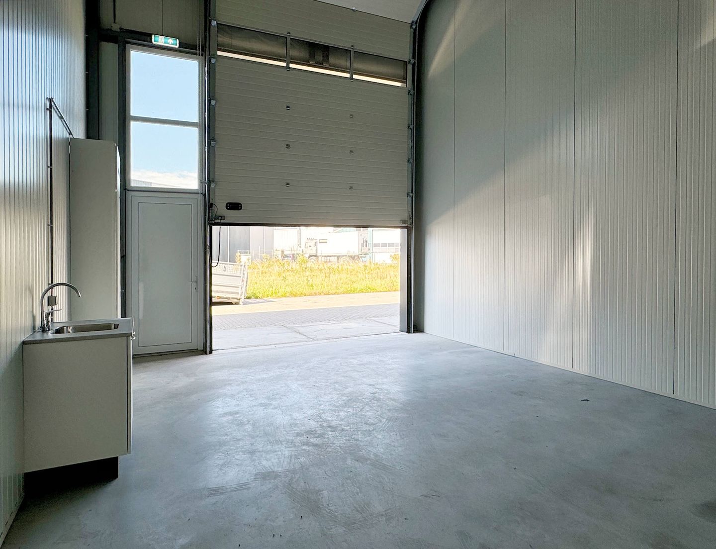 Bekijk foto 3 van Curiestraat 18