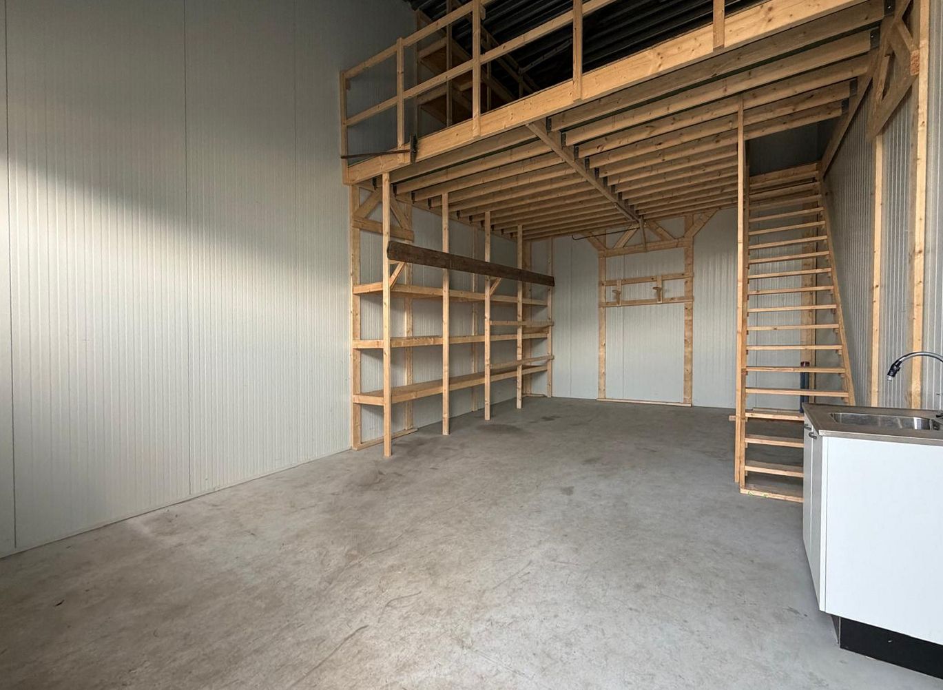 Bekijk foto 4 van Curiestraat 18