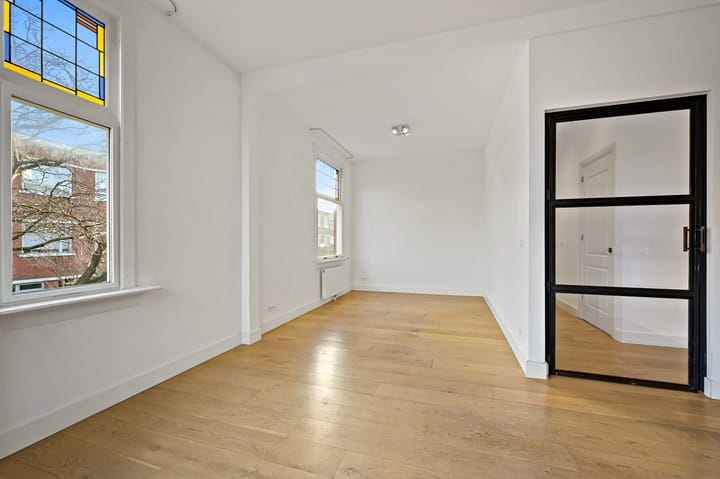 Foto 9 van Amandelstraat 75