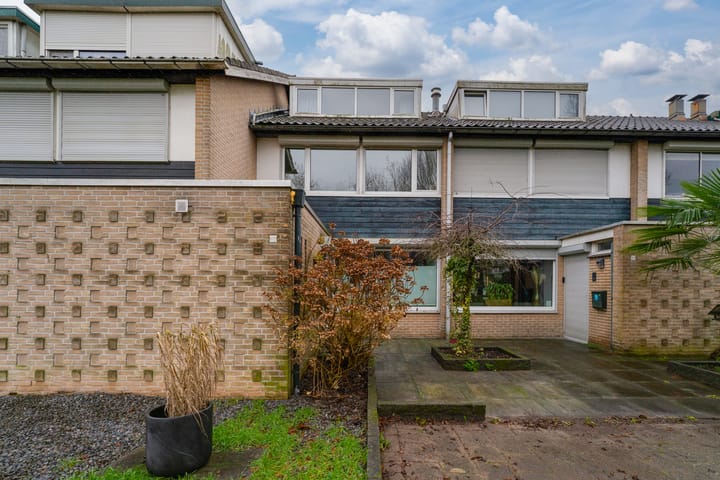 Van der Hoevensstraat 48