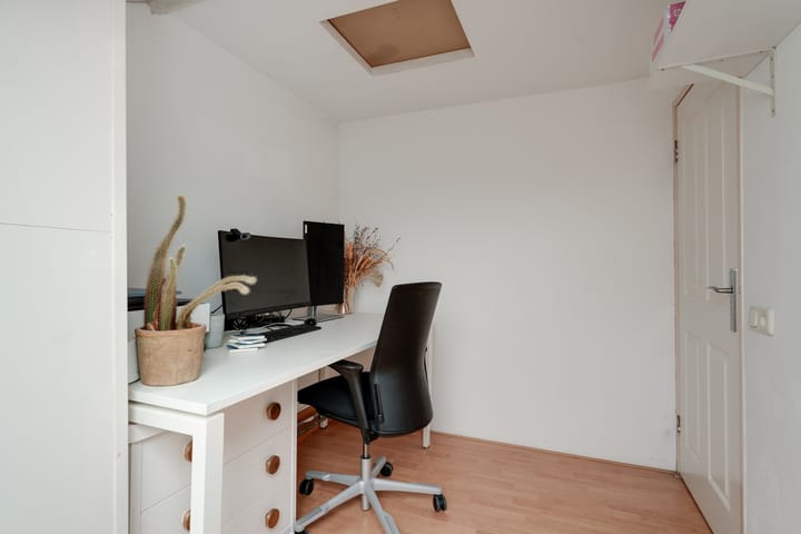 Foto 50 van Van der Hoevensstraat 48