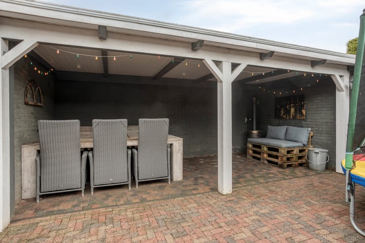 Foto 4 van Burgemeester Lewe van Aduardstraat 47