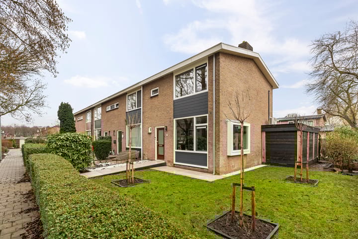 J.H. Egenbergerstraat 1 main image