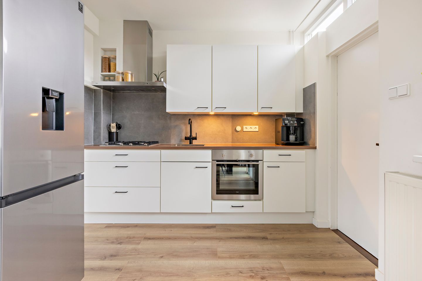 Foto 4 van J.H. Egenbergerstraat 1