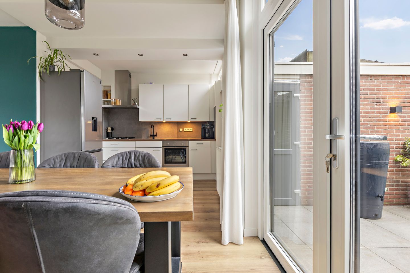 Foto 19 van J.H. Egenbergerstraat 1