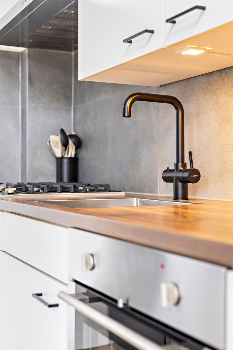 Foto 23 van J.H. Egenbergerstraat 1