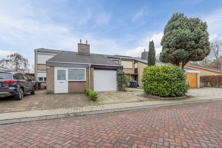 Foto 2 van Lauwere 102