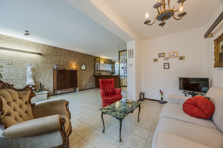 Foto 11 van Lauwere 102