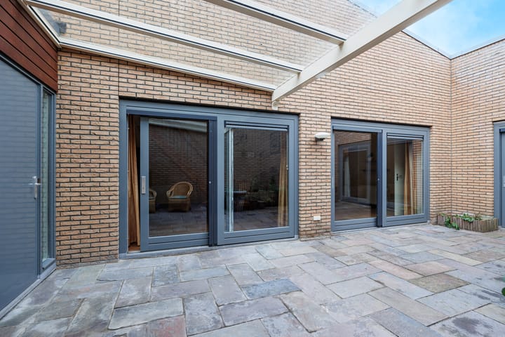 Foto 27 van Claustrum 10