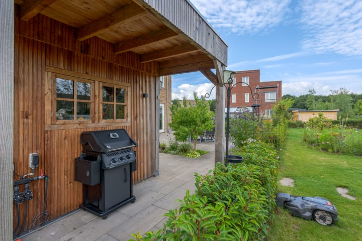 Foto 51 van Isaac Newtonstraat 17