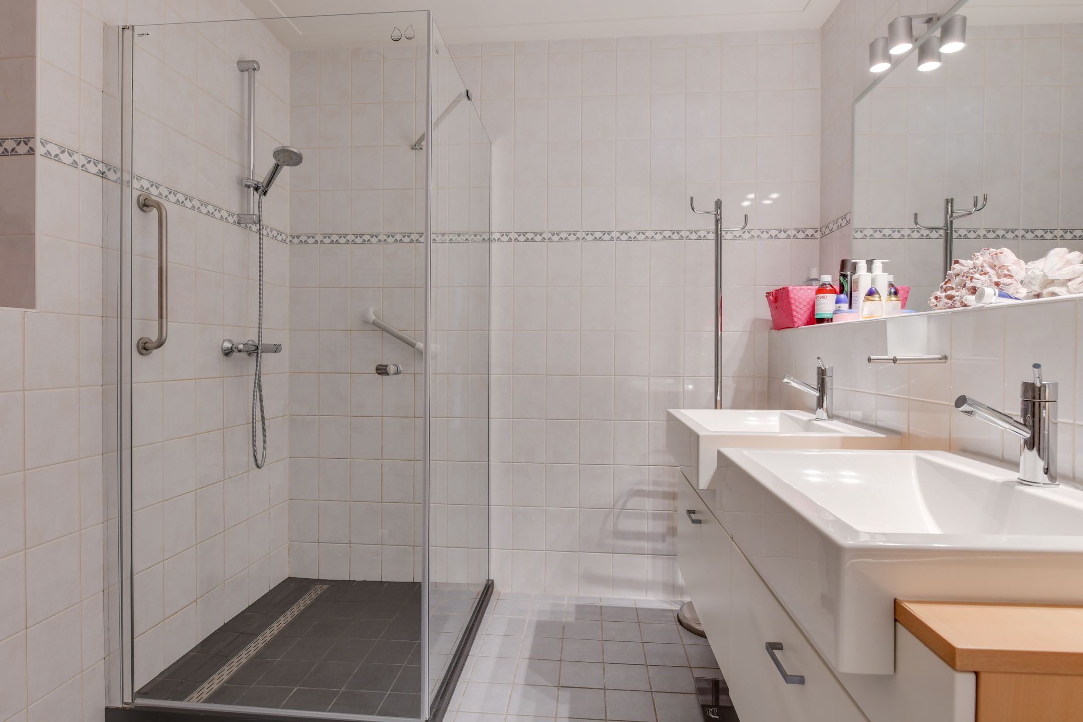 Foto 27 van Simon Carmiggeltstraat 46