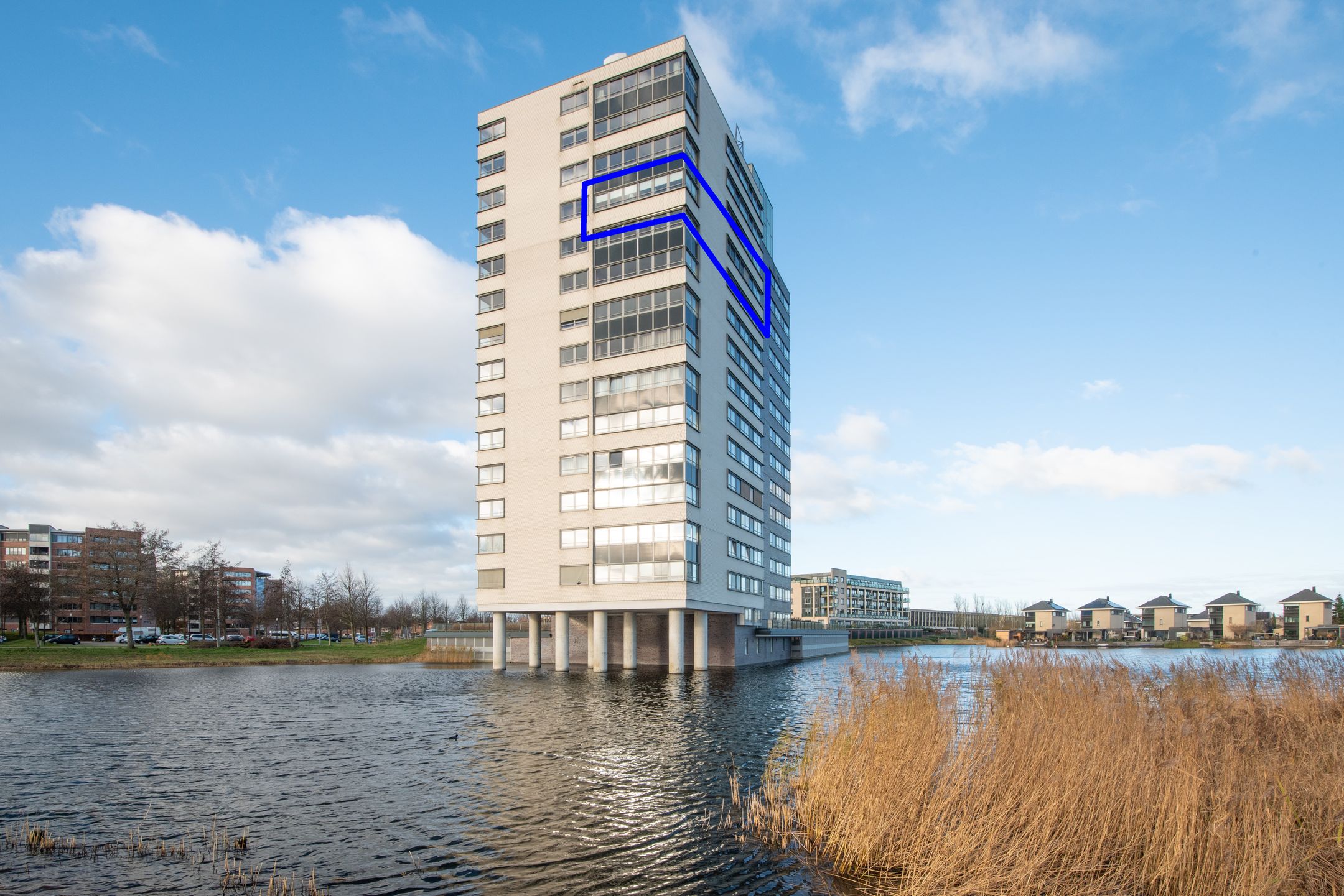 Foto 42 van Simon Carmiggeltstraat 46