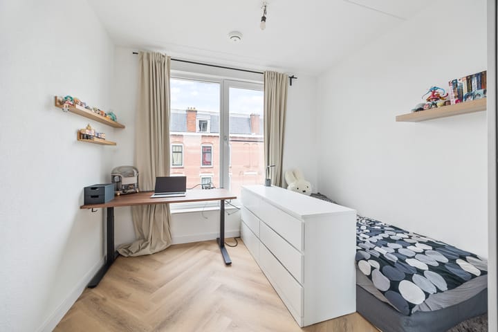 Foto 31 van Reitzstraat 212