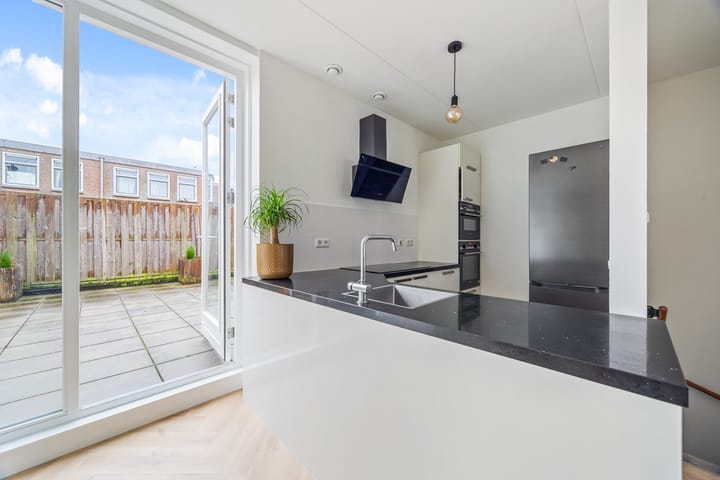 Foto 13 van Reitzstraat 212