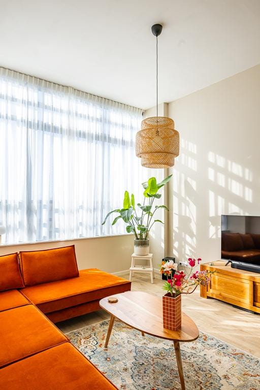 Foto 2 van Van Schendelstraat 1-55