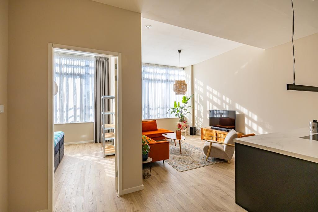 Foto 10 van Van Schendelstraat 1-55