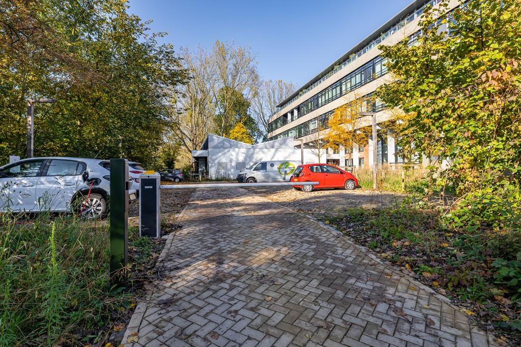 Foto 21 van Van Schendelstraat 1-55