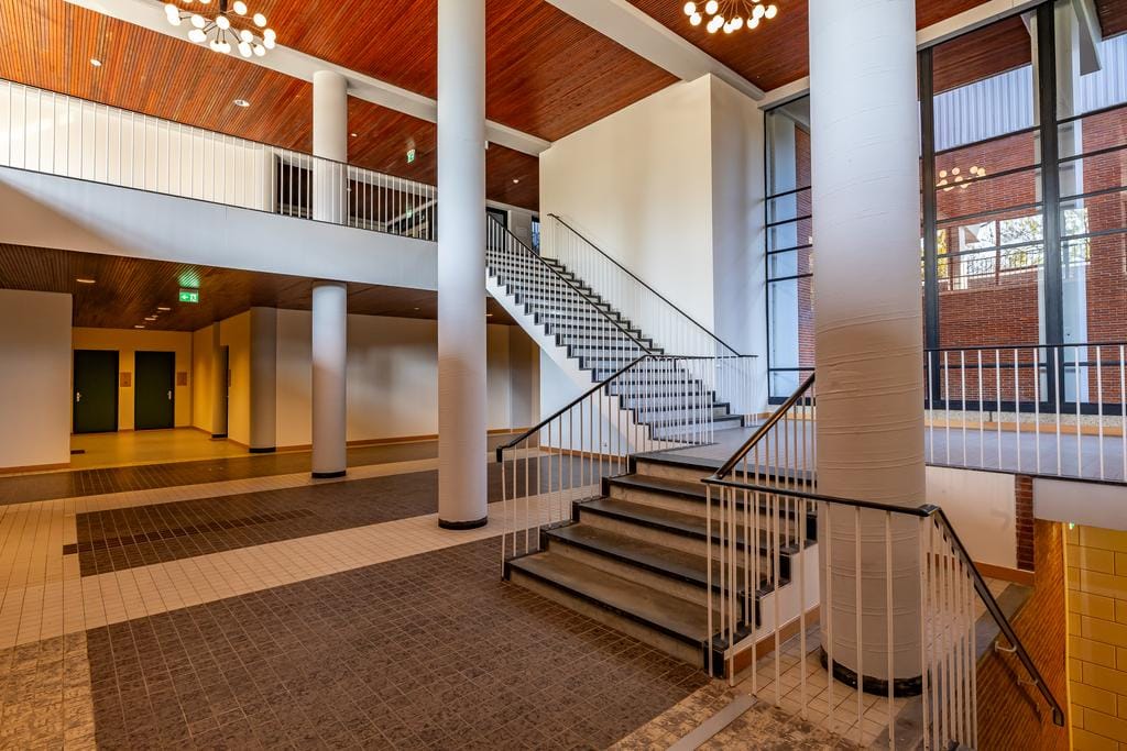 Foto 25 van Van Schendelstraat 1-55