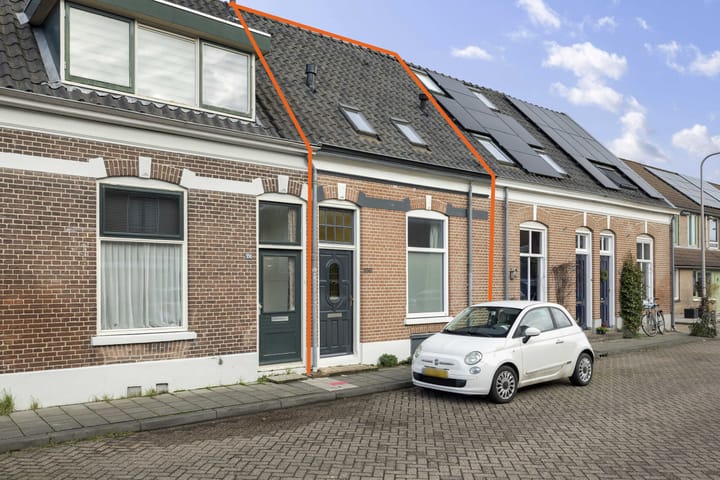 Lange Zandstraat 106