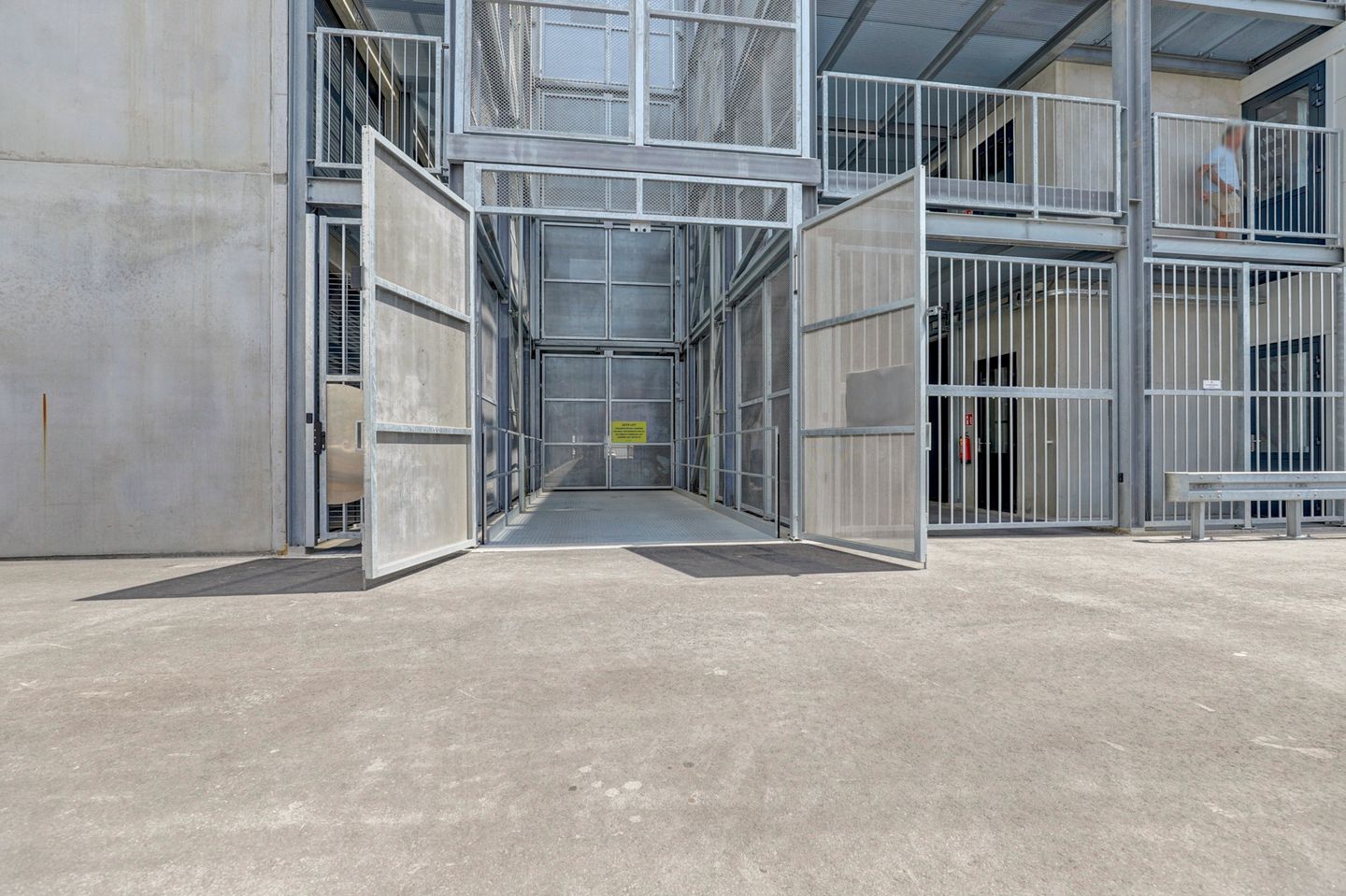 Bekijk foto 3 van Conservenweg 73-U4