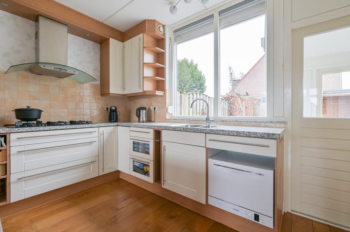 Foto 12 van Botter 11