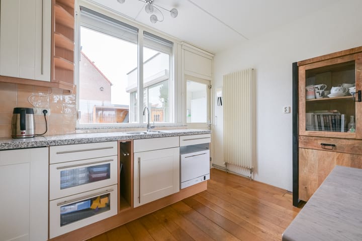 Foto 13 van Botter 11