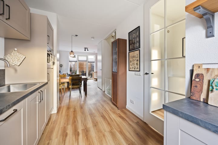 Foto 13 van Strengpers 17