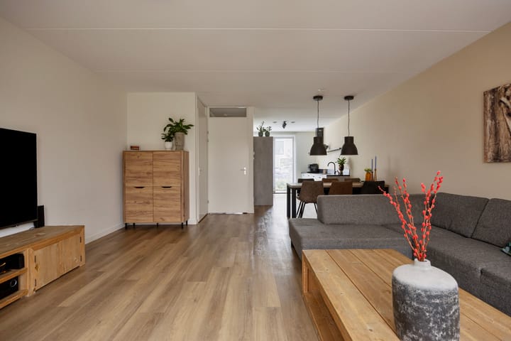 Photo 11 of Douglashout 65