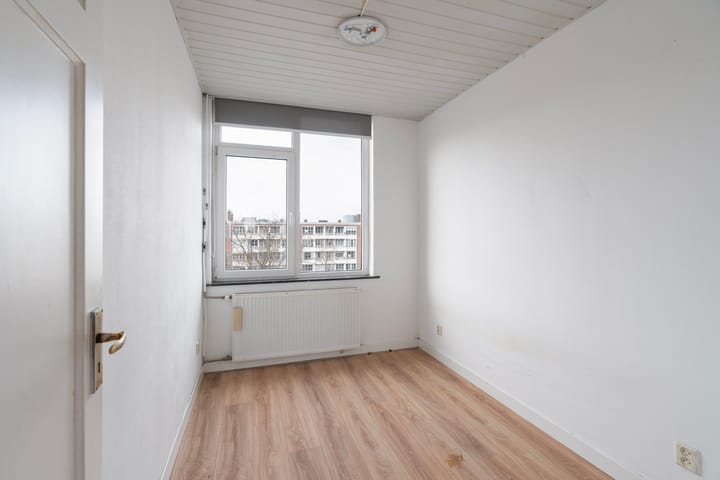 Photo 14 of Veenendaalkade 74