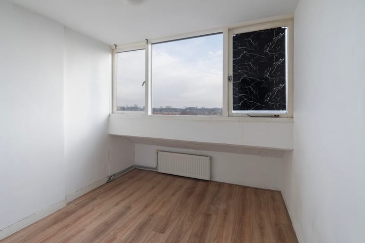 Photo 17 of Veenendaalkade 74