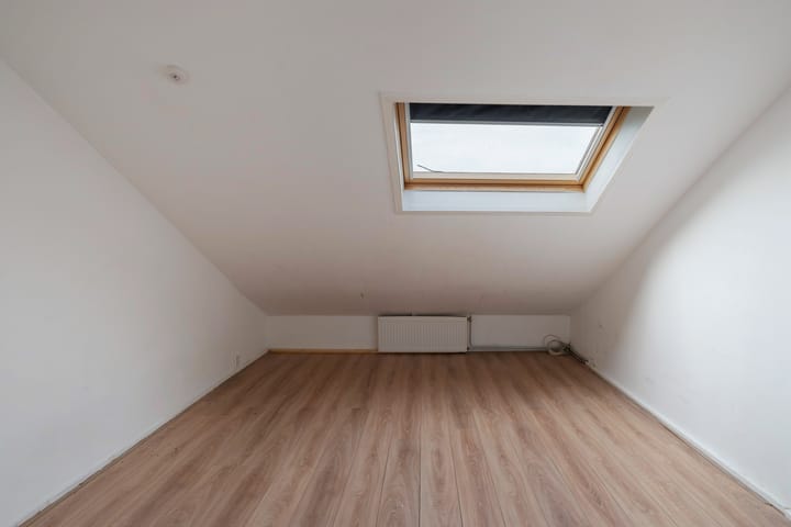 Photo 22 of Veenendaalkade 74