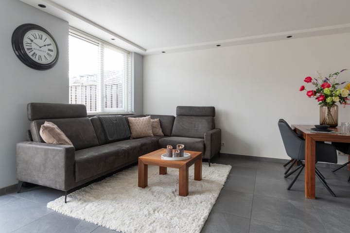 Foto 14 van Hermelijnhage 63