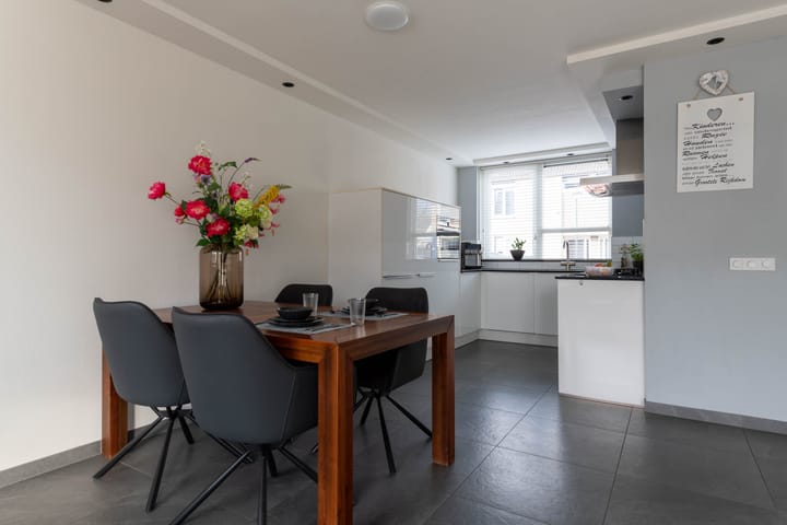 Foto 16 van Hermelijnhage 63