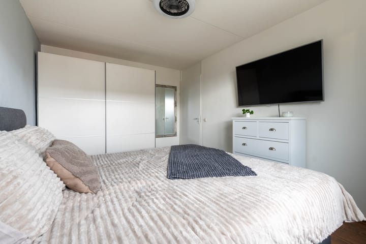 Foto 27 van Hermelijnhage 63