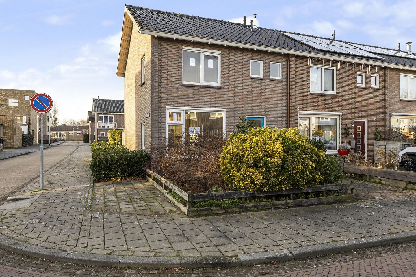 Foto 1 van Donker Curtiusstraat 1