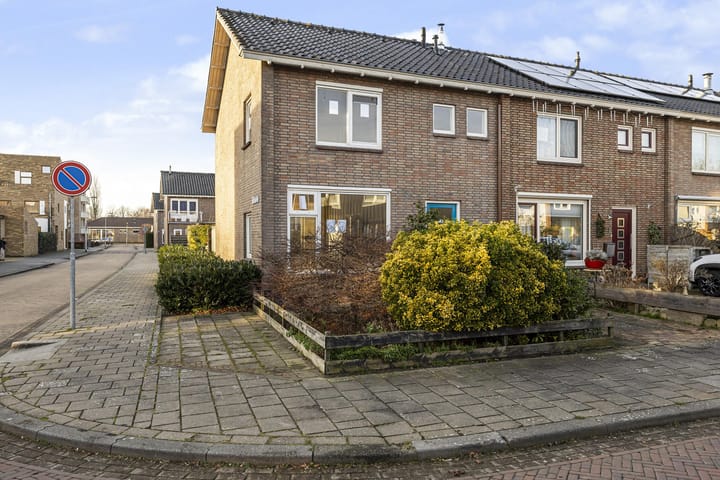 Foto 1 van Donker Curtiusstraat 1