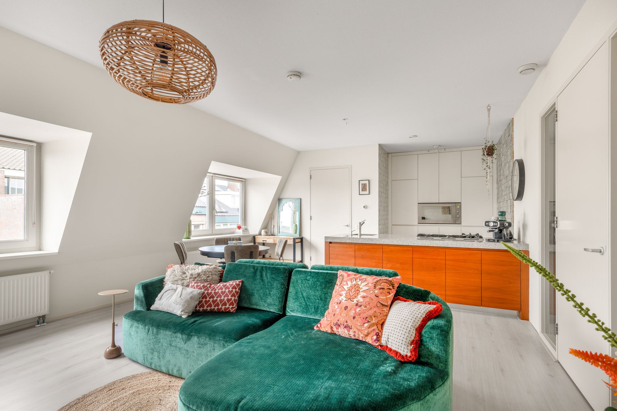 Photo 3 of Middelweg 3-C