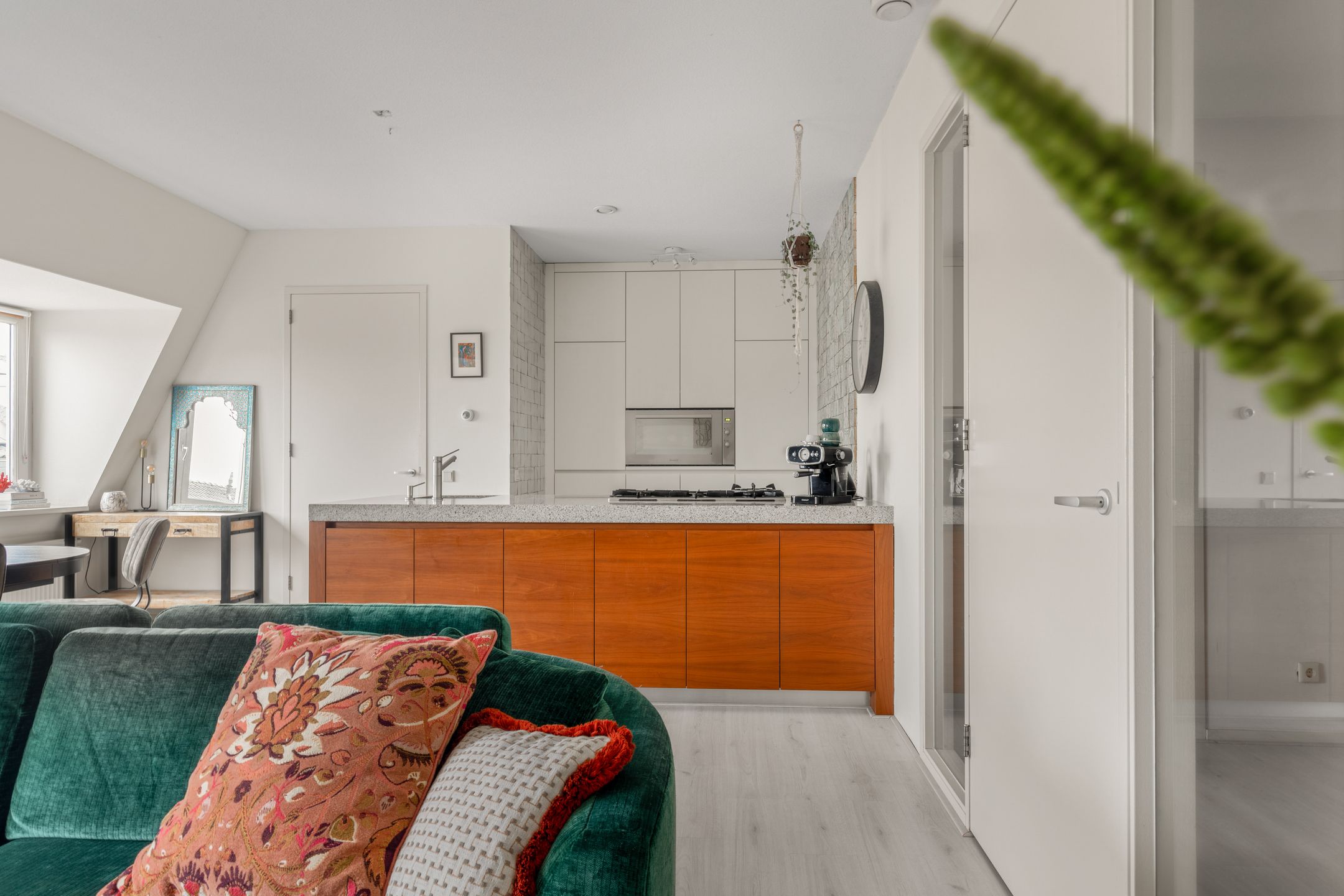 Photo 9 of Middelweg 3-C