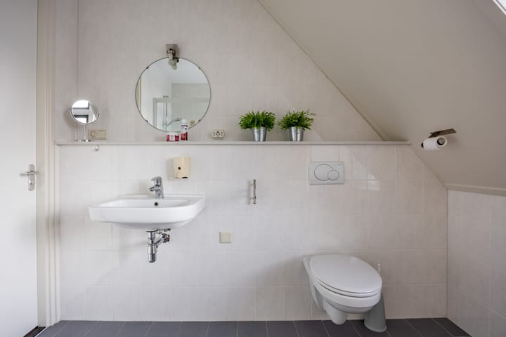 Foto 32 van Dokter Beumerstraat 46-B