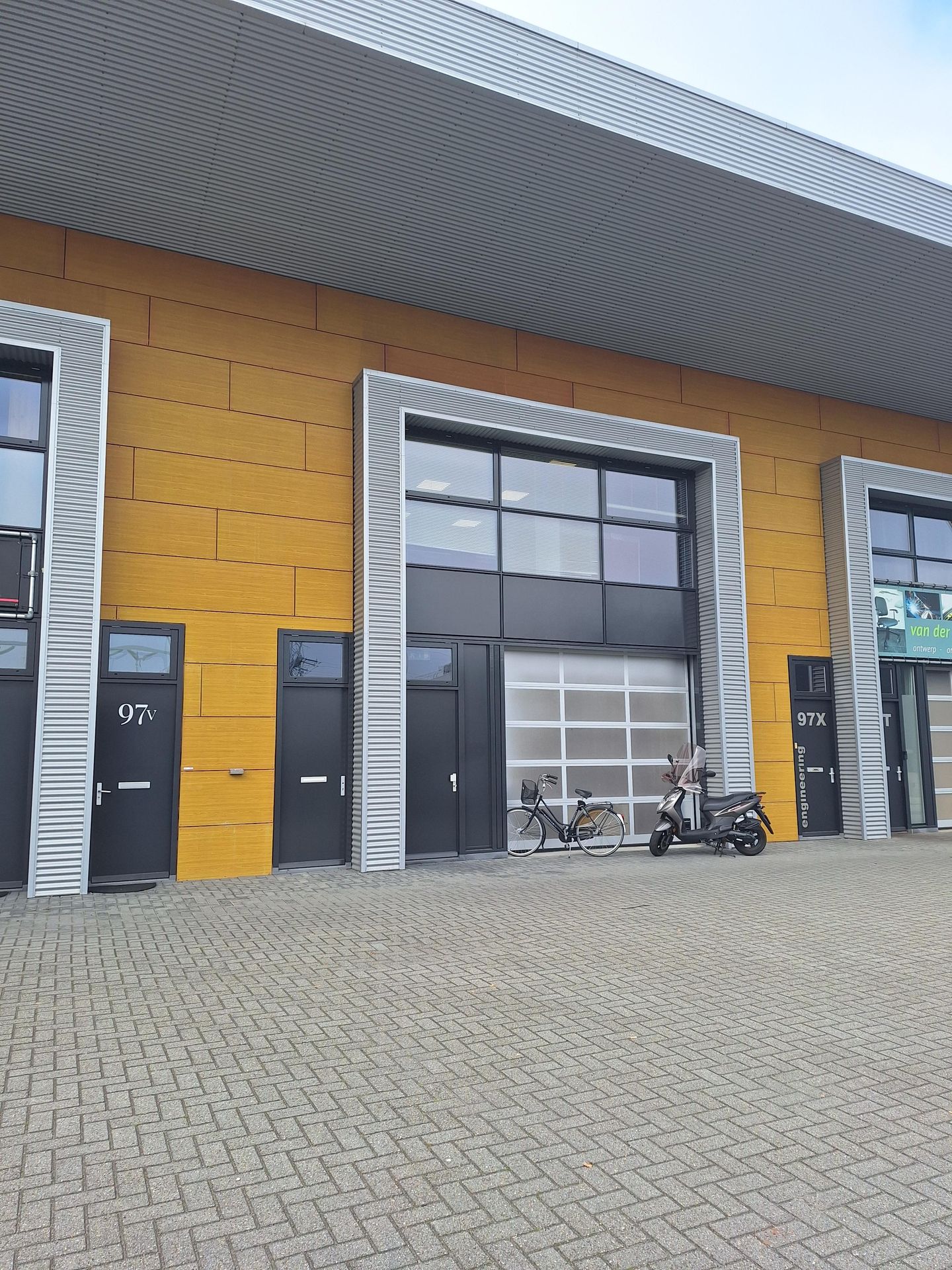 Bekijk foto 1 van Landweerstraat-Zuid 97-U