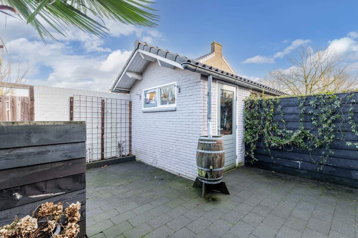 Foto 16 van Dr. Lelylaan 43