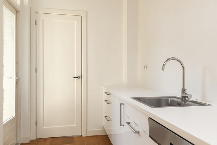 Foto 9 van Eerste Helmersstraat 43-H