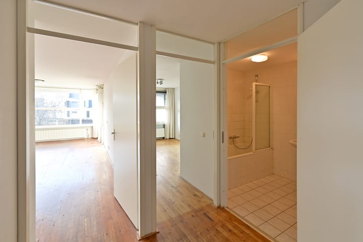 Foto 11 van Zenderstraat 242