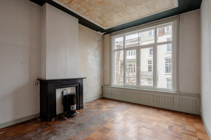 Photo 2 of Valeriusstraat 150-2