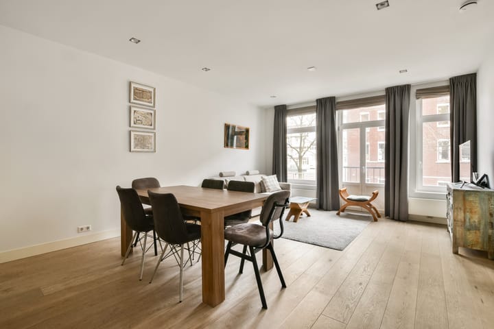 Photo 4 of Rustenburgerstraat 451-1